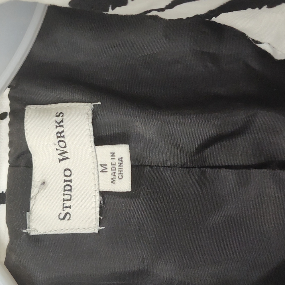 Jacket - Picture 2 of 3